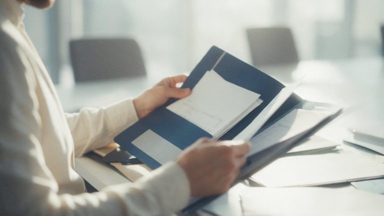 Checklist de madurez financiera antes de buscar inversión